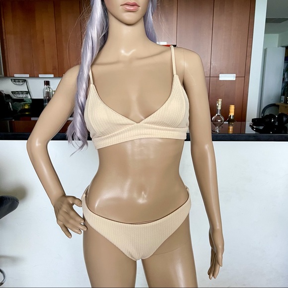 🌟Beige 3pack Bikini Swimsuit with Cover-up🌟 - Picture 4 of 16